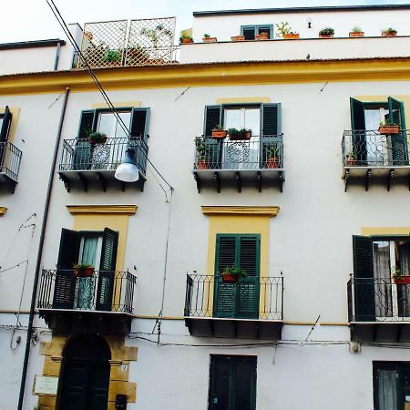 B&B Largo Barile Caltanissetta Kültér fotó